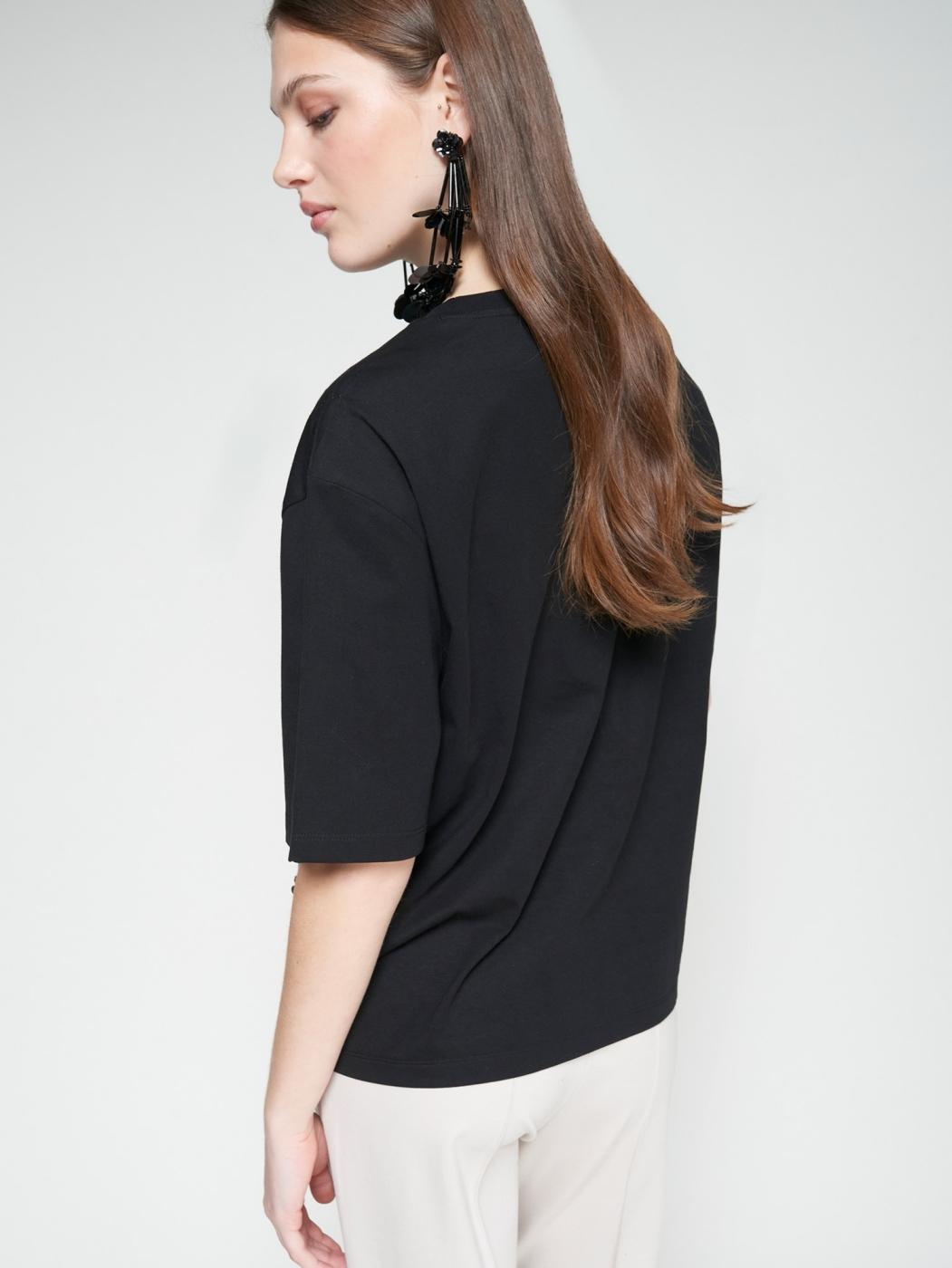 camiseta 32942 negro flores